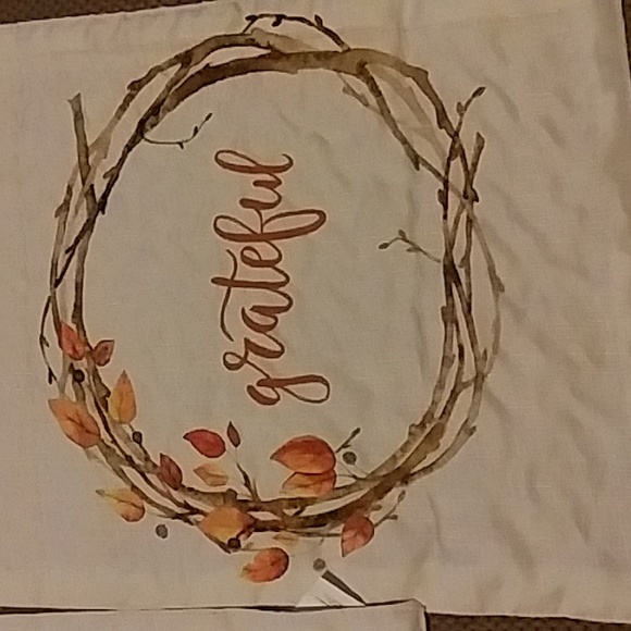 Thanksgiving fall table runner 6 feet long - Picture 2 of 4